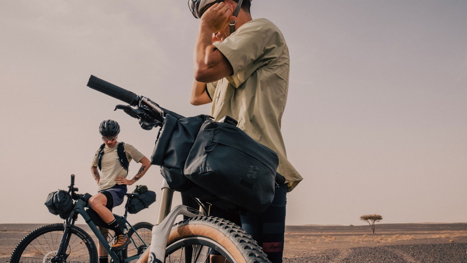 PACK LIGHT, TRAVEL FAR PACK LIGHT, TRAVEL FAR