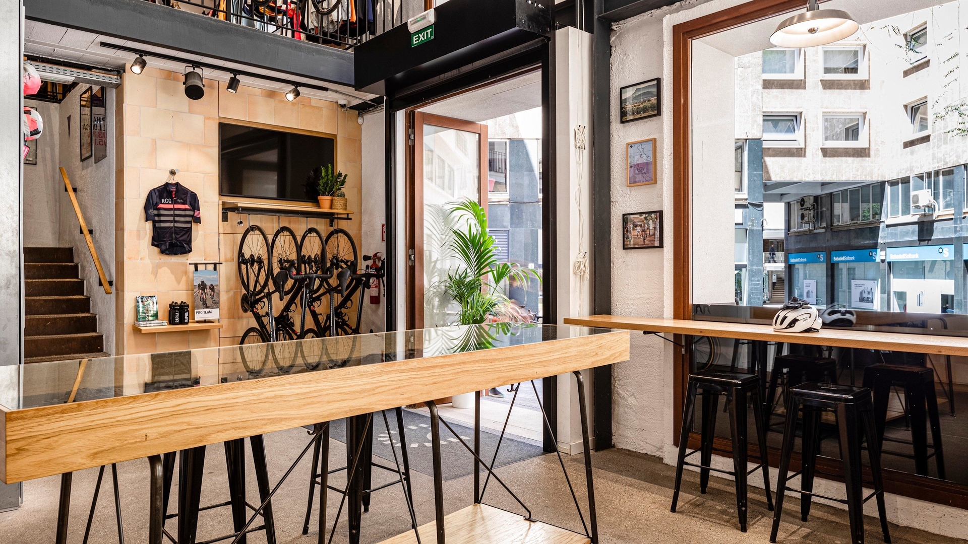 Rapha Mallorca Clubhouse | Rapha